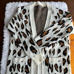 Boutique Cardigan • Large • White